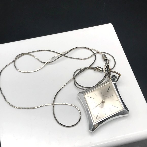 Vintage Sheraton Swiss Made Shock Resistant Mechanical Pendant Watch - Picture 9 of 9